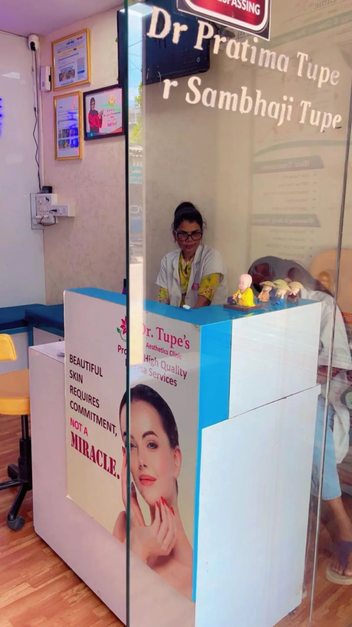 Dr. Tupe's Skin & Hair Clinic reception, Bhandup West, Mumbai